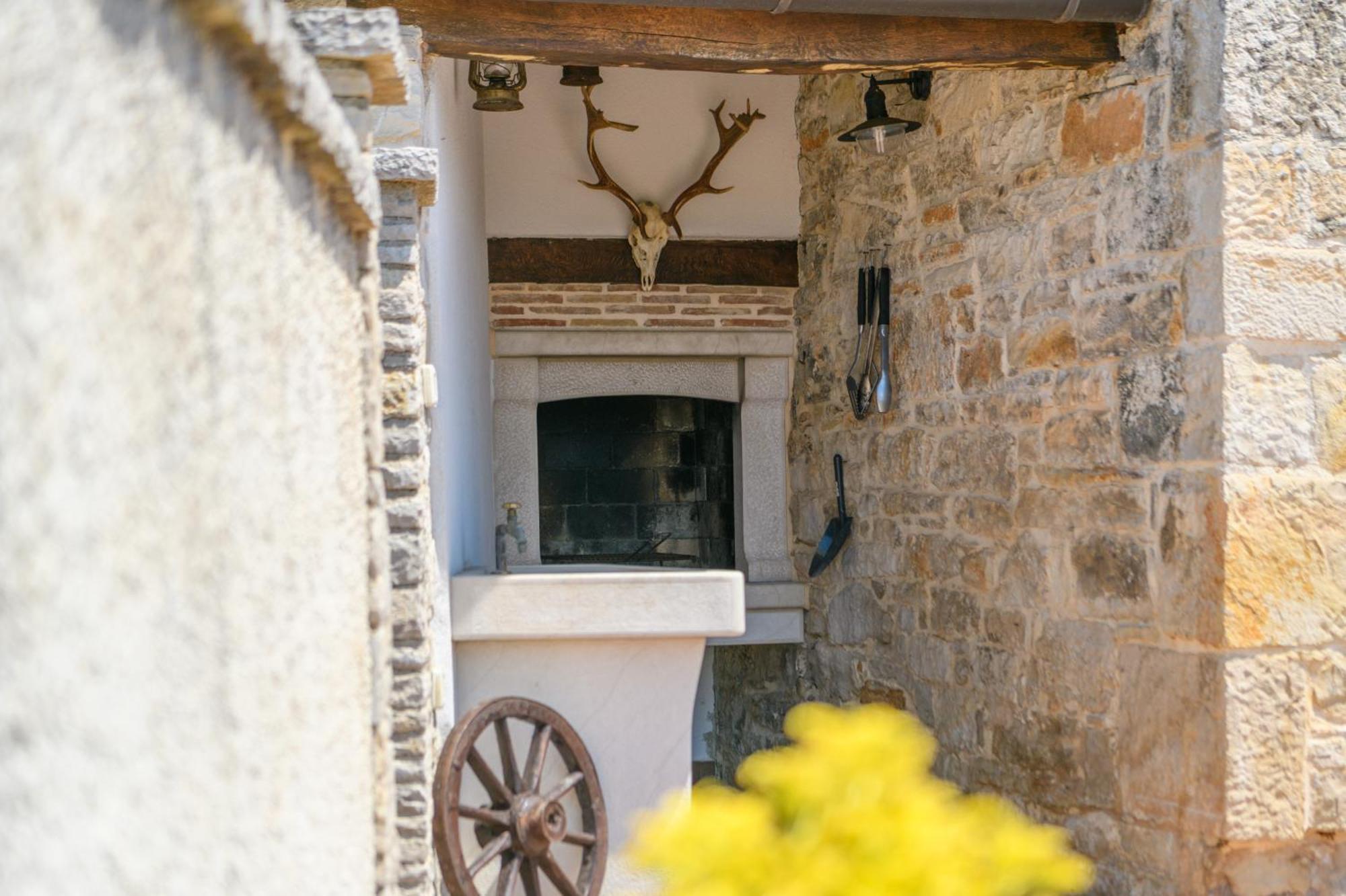 Villa Gina Valtura Exteriör bild